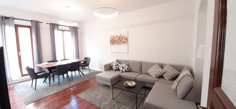 4-Rooms Furnished Apartment ; 4-Zimmer Möblierte Wohnung — photo 1